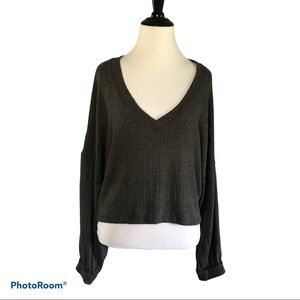 Lulus cropped v-neck lightweight sweater sz. large